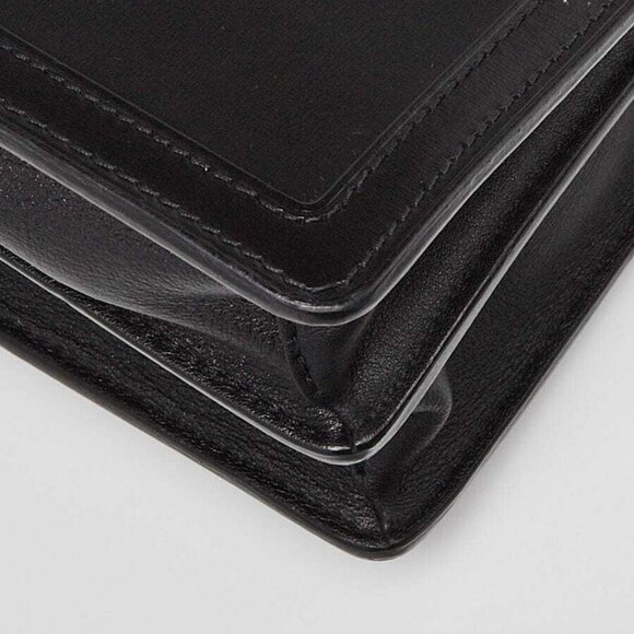 Louis Vuitton Black Leather Dauphine MM Bag - Picture 4 of 9